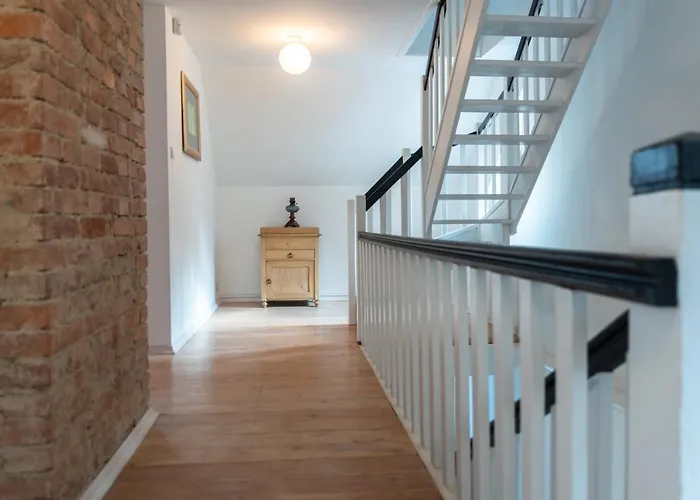 Stara Szlifiernia - Dom Na Wylacznosc * シクラルスカ・ポレンバ